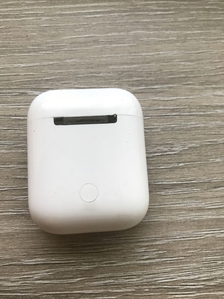 Apple AirPods 1st Gen