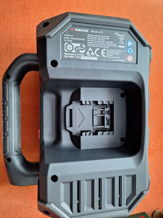 Compresor si pompa de aer cu acumulator de 20 V PKA 20-Li D3 Parkside