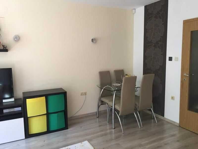 Продава се Двустаен апартамент в София, Витоша - 65 кв.м за 2077 €/кв.м - Снимка #1