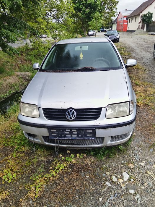 Vand auto ww polo.