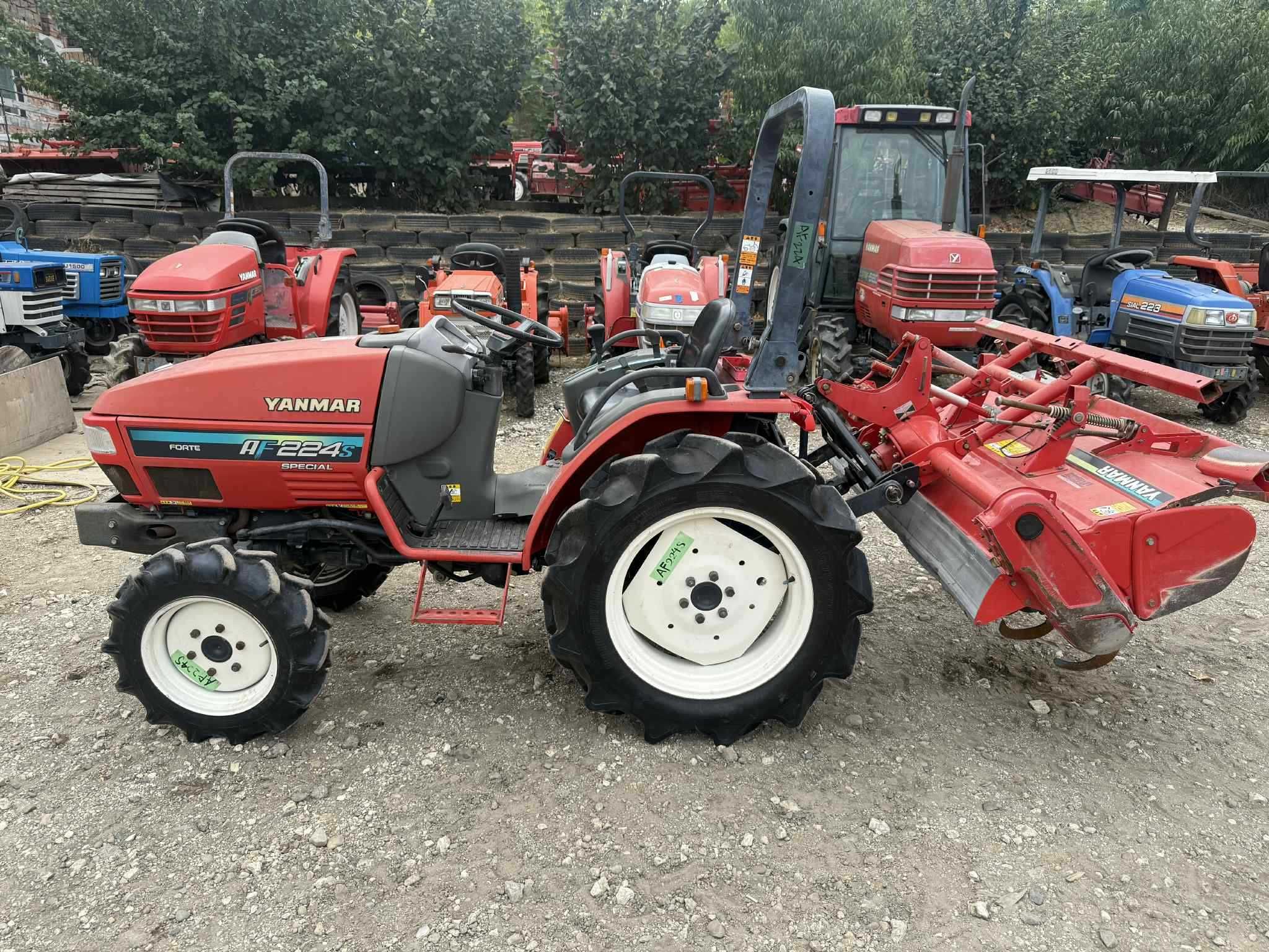 Трактор YANMAR AF224 4x4