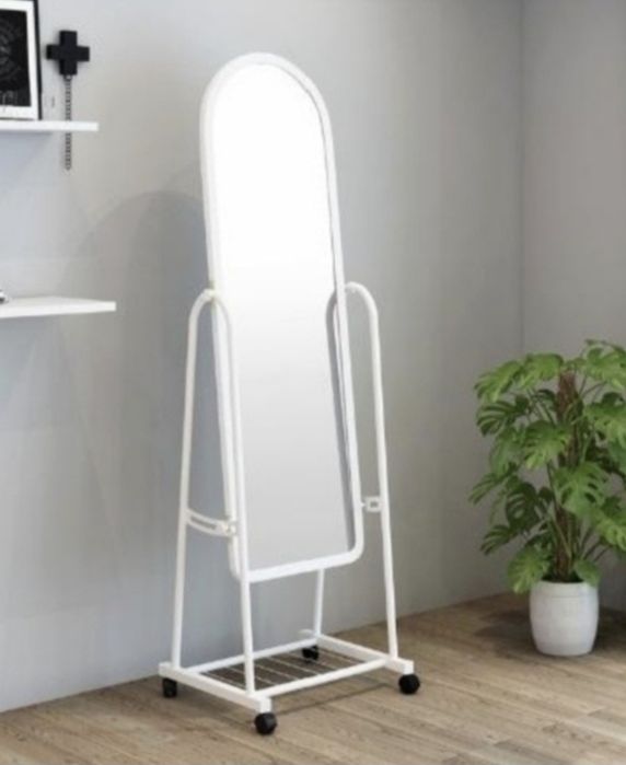 Продам зеркало на колёсиках