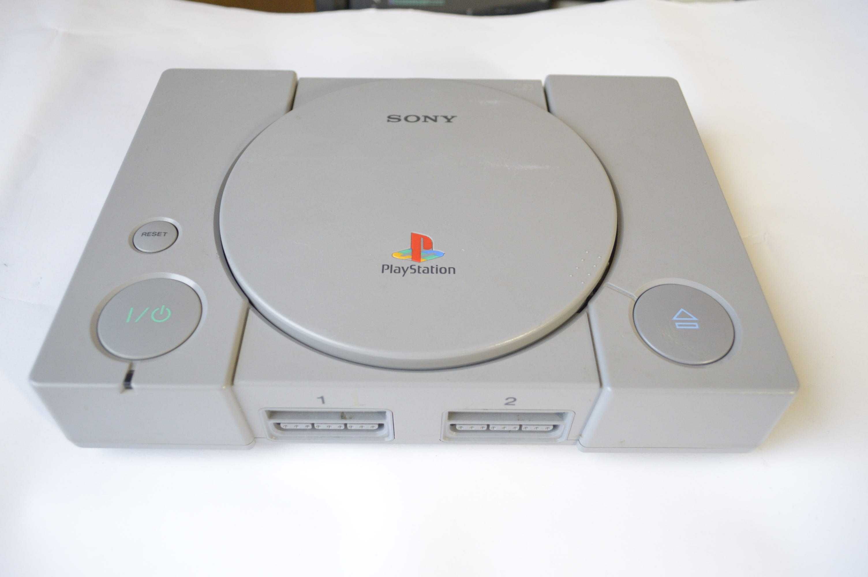 Playstation one Плейстейшън едно