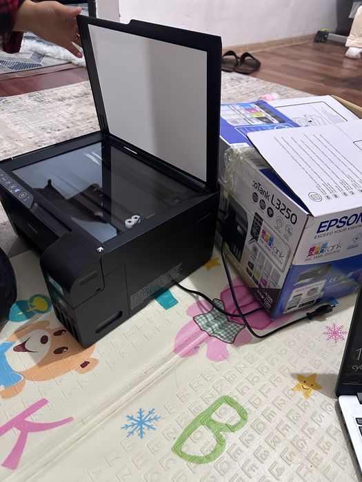 Epson 3в1 принтер