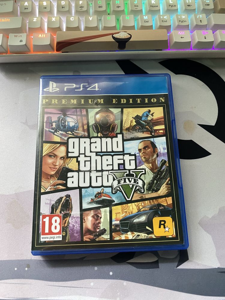 Grand Theft Auto V (GTA 5) Premium Edition PS4