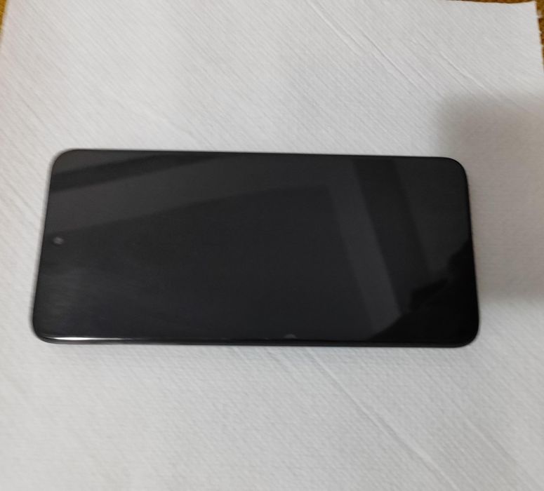 Vând sau schimb honor 200 lite