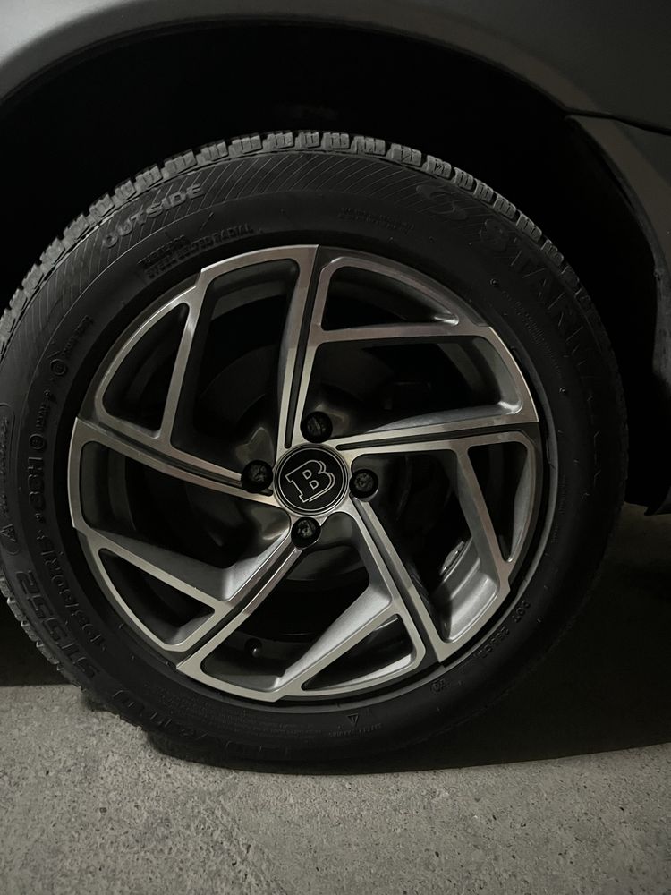 r15 4.100 diska sotiladi baloni bilanmas diskani