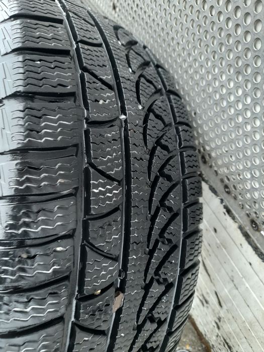 Jante originale audi (vw skoda seat) r16+ anvelope Petlas M+S