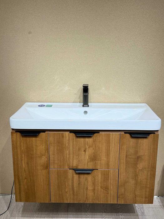 PVC WOOD Rakvina
