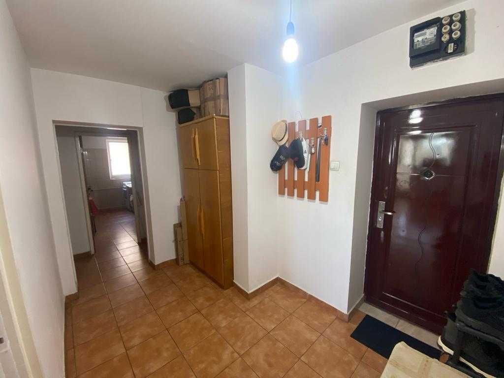 3 Camere | 73mp | Colentina | Lidl
