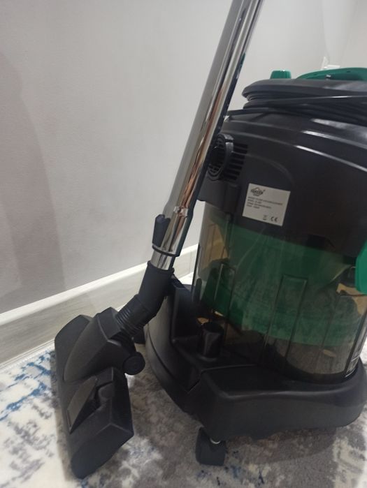 Пылисос UAKEEN продаю срочно