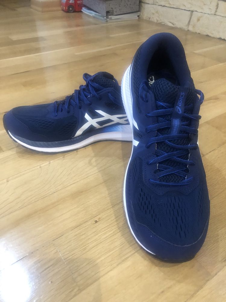 Asics мъжки маратонки