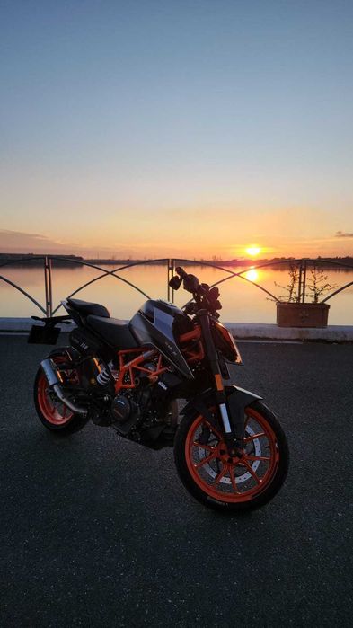 Motocicleta KTM Duke 390 A2