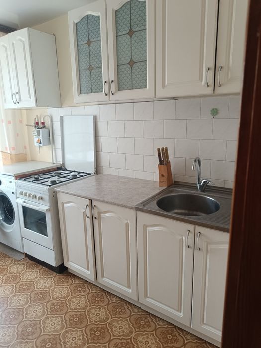 Сдам 3  ком квартиру нов план в районе  Рахмета