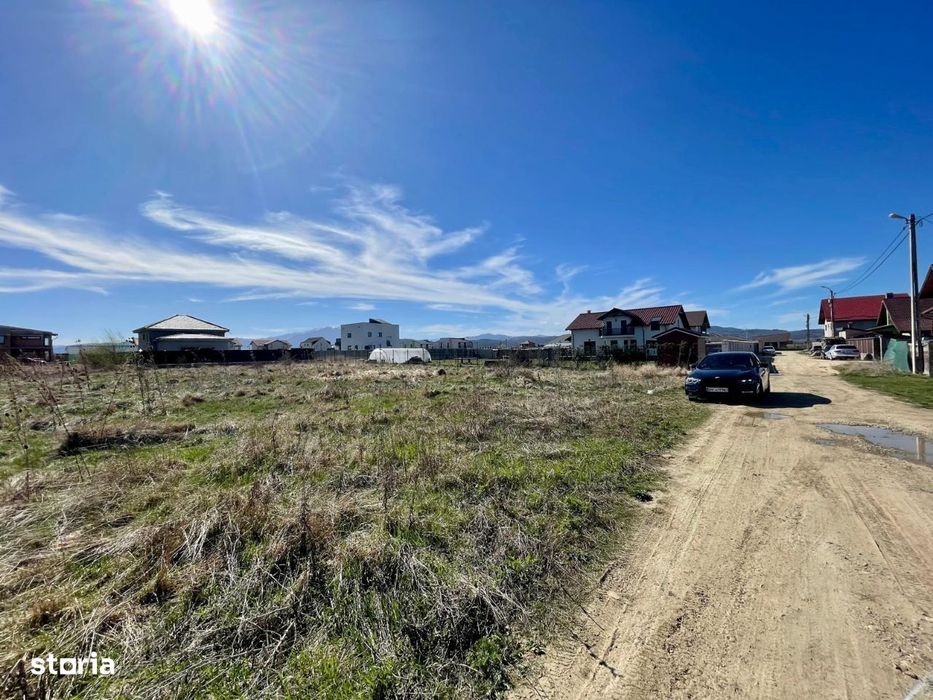 Lot de casa 1000mp Cristian-Brasov! (P.U.Z)