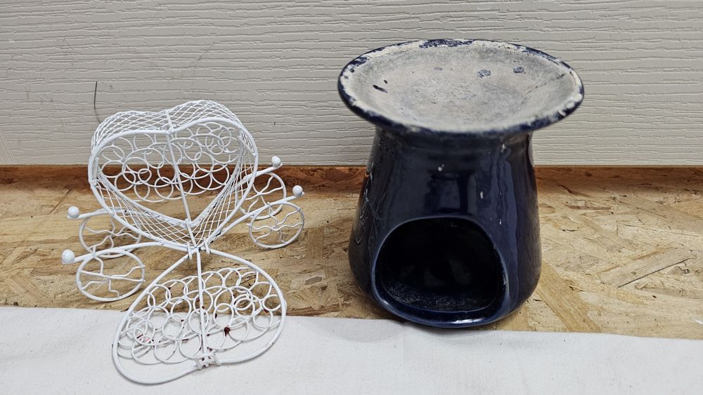 Difuzor de aroma albastru și decoratiune tip caleasca