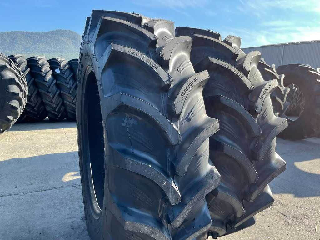 Anvelope noi Radiale Tubelles 420/70R30 OZKA