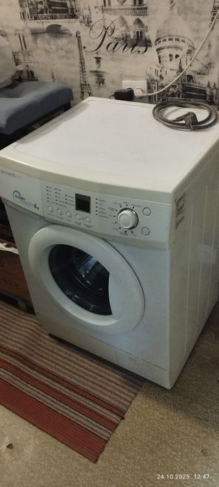 Продам стиральную машину.