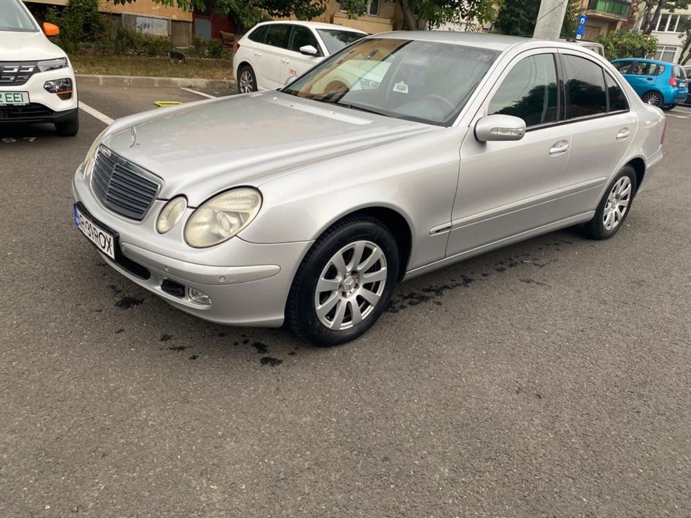 Vand Mercedes 220