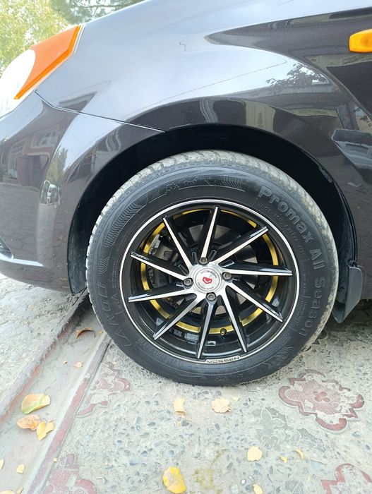 Vossen r15 deska balon sotiladi
