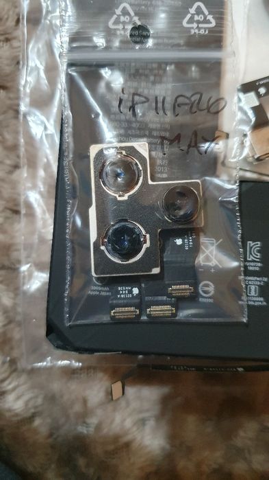 Piese originale iphone 11 pro max ..