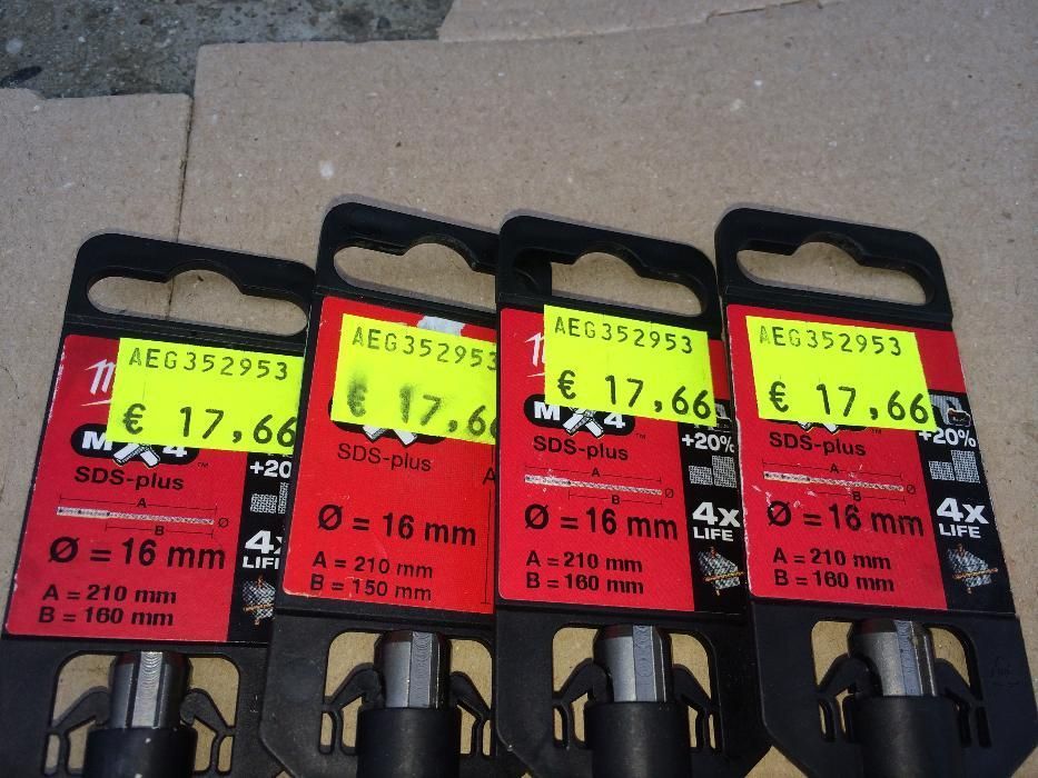 Burghiu SDS-plus Milwaukee 16x210 pentru percuţie din Carbura MX4