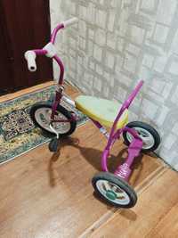 Продам детский , трёх колесный велосипед
