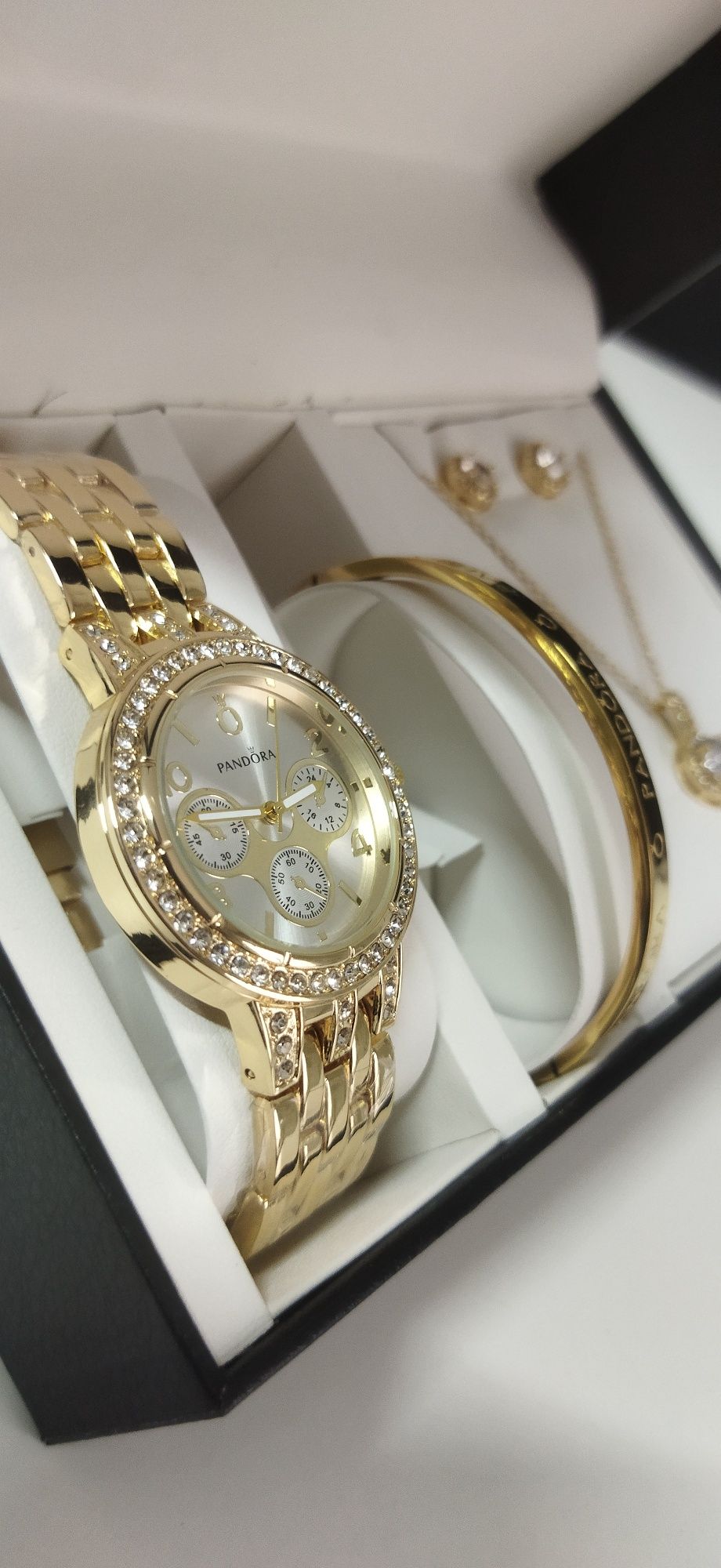 Часы Женские,Pandora,Chanel,Versace,Женские часы,Подарки на 8 март