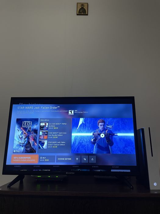 Xbox One S,1T spațiu de sticare ,doua manete plus jocuri