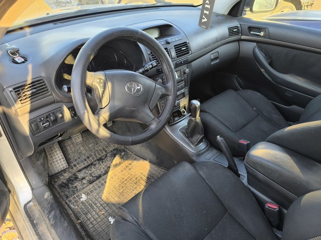 Toyota Avensis D4D 2.0 НА ЧАСТИ