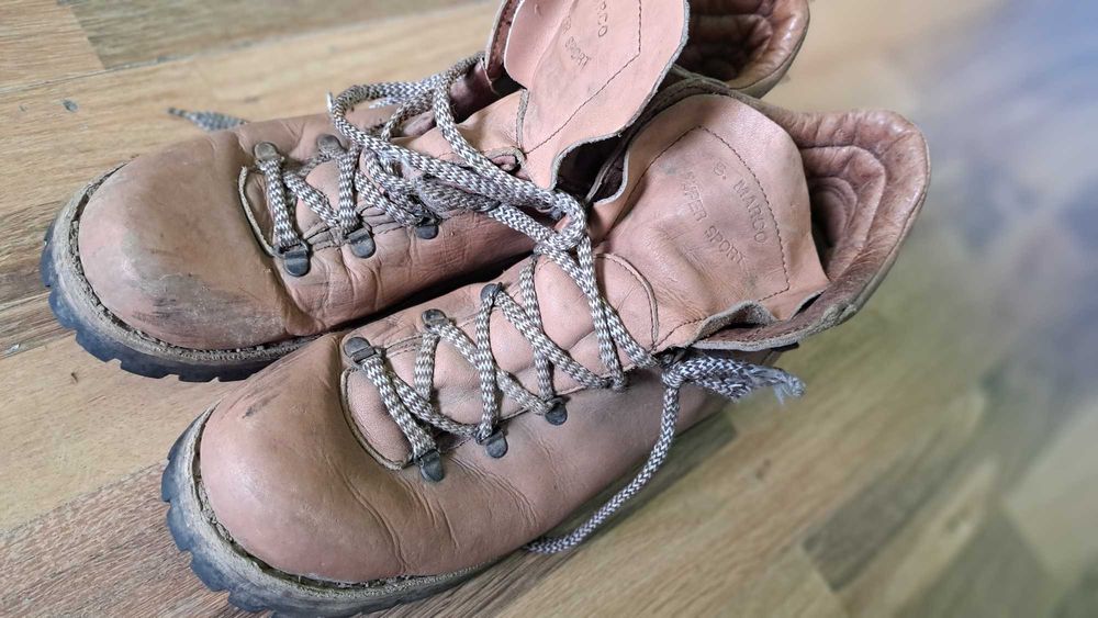 Работни с бомбе,кожени,нови-различни чифтове,размери от 38 до 48 номер