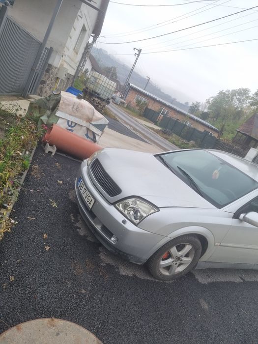 Opel vectra C.  .
