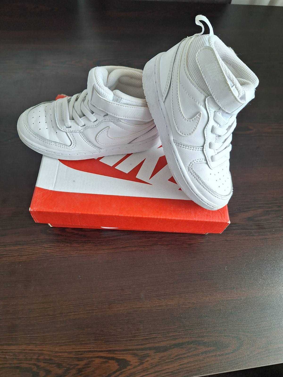 Nike Детски Бели Маратонки/Кецове,  Номер: 26, стелка 16 см.
