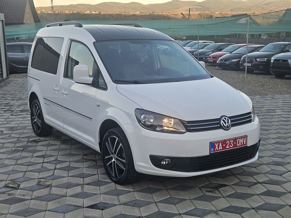 Volkswagen Caddy 1.2 benzina cu 7 locuri!