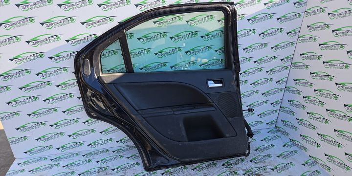 Usa / Portiera spate stanga Ford Mondeo MK3
