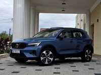 Volvo XC40 ULTIMATE B4 Panoramic/HarmanKardon/FullHibrid/fullLed