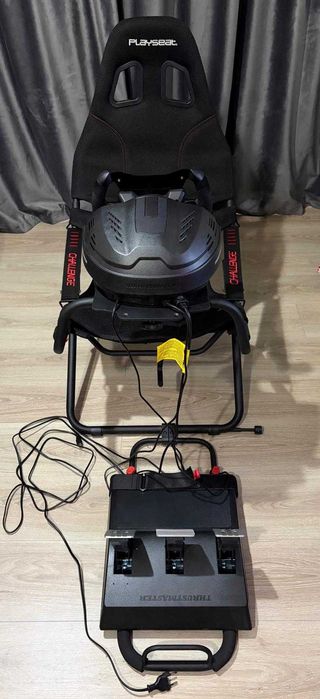 Simulator racing Thrustmaster T300 GT RS si Playseat Challenge Actifit