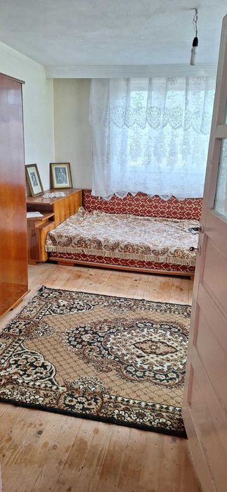 OCAZIE !  casa la tara + teren 8600 mp Fartatesti, Dozesti, jud Valcea