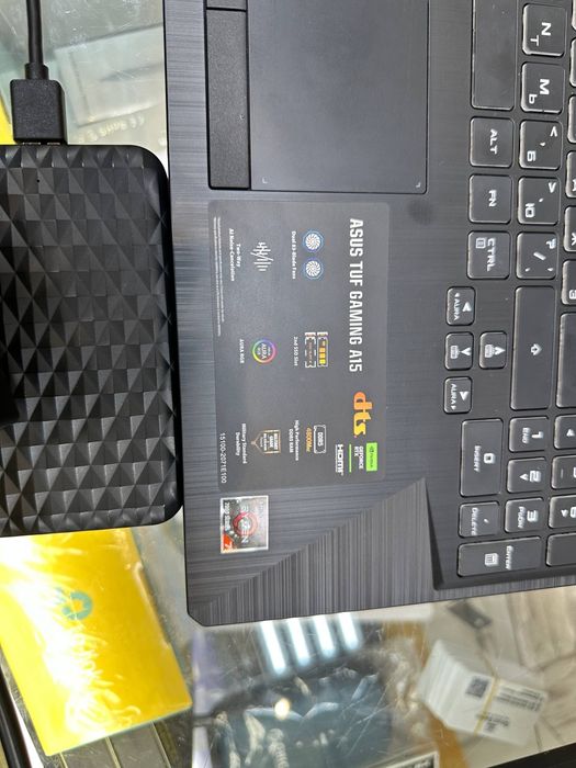 Noutbook sotiladi BU 20-50