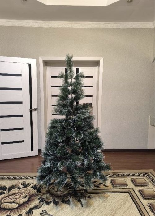 Новогодняя елка , разборная пушистая , 180 см