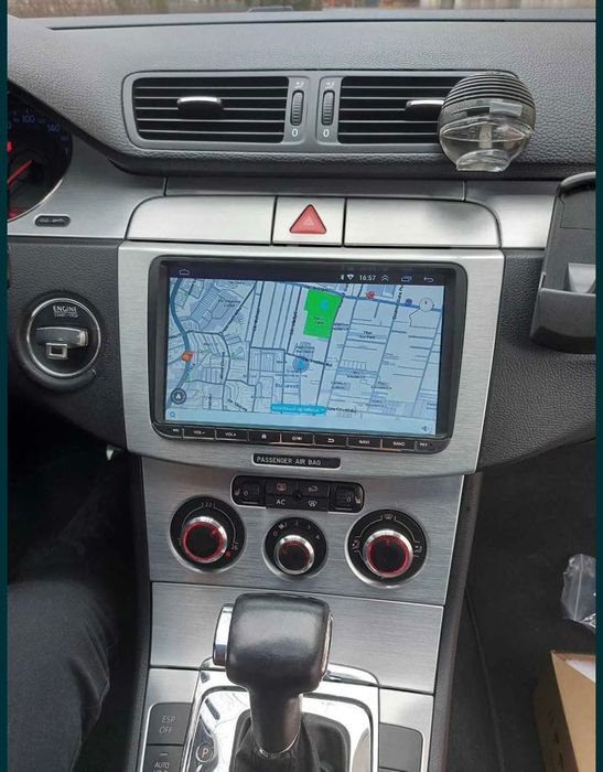 Navigatie Android Touran Passat Golf Tiguan Jetta Waze YouTube GPS BT