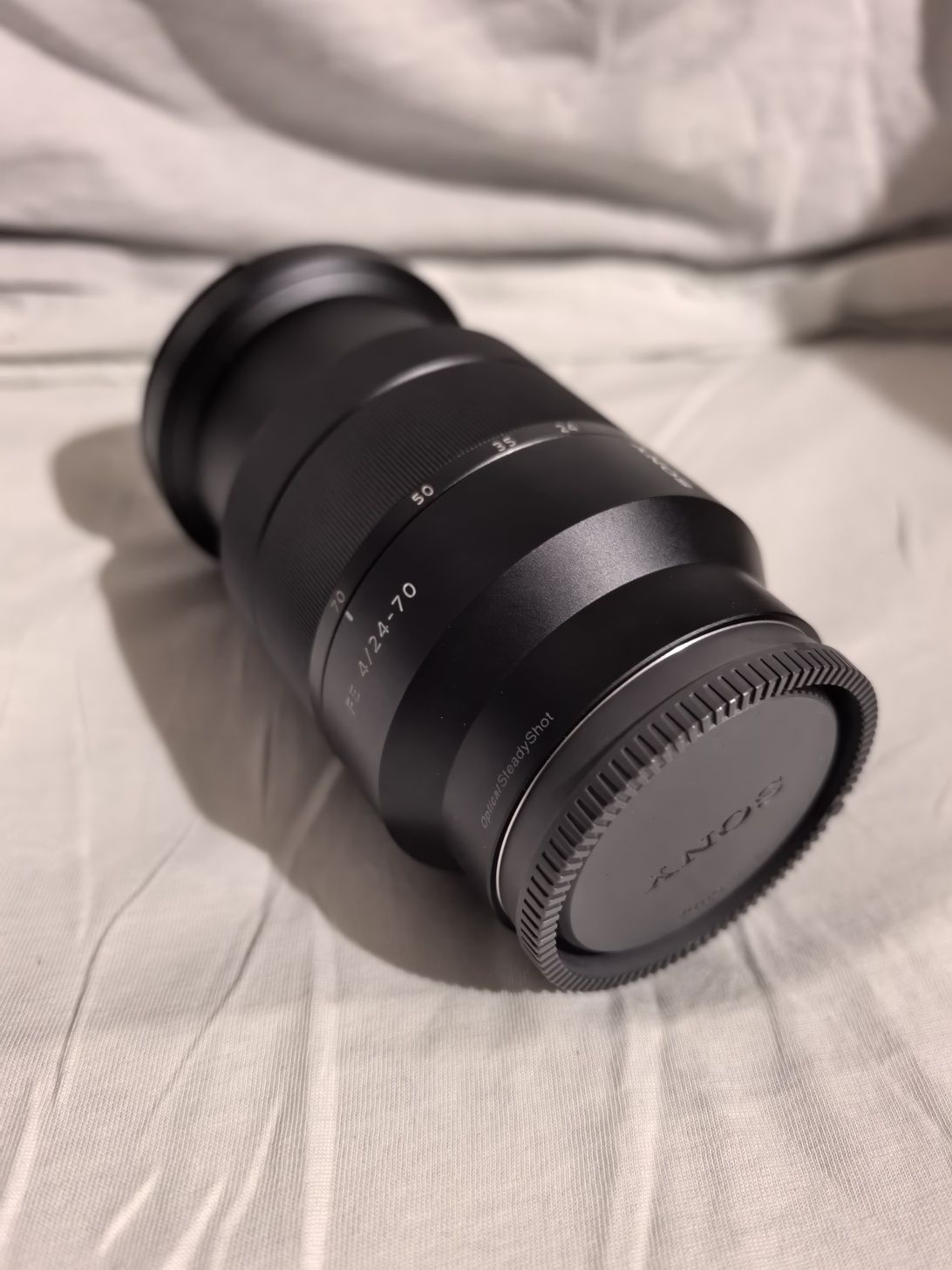 Обектив Sony FE 24-70mm f/4 Carl Zeiss OSS – Като нов, с калъфче