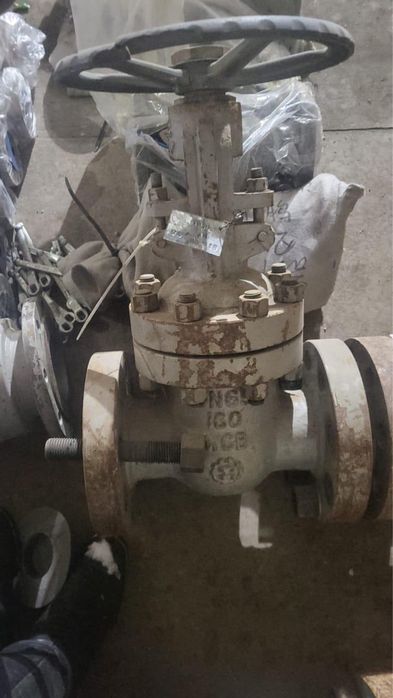 Продам задвижки новые есть разных размеров