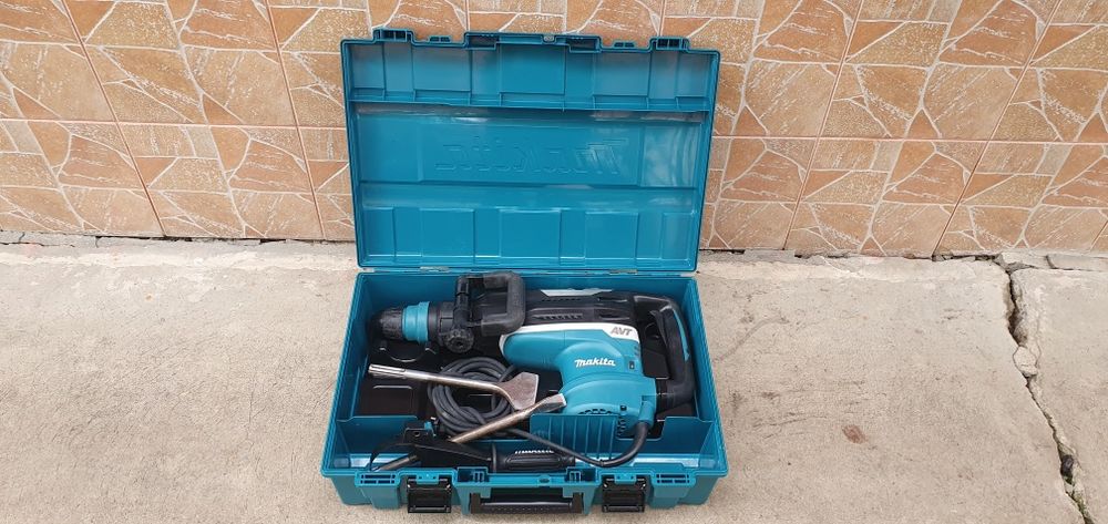 Ciocan demolator Makita profesionala.