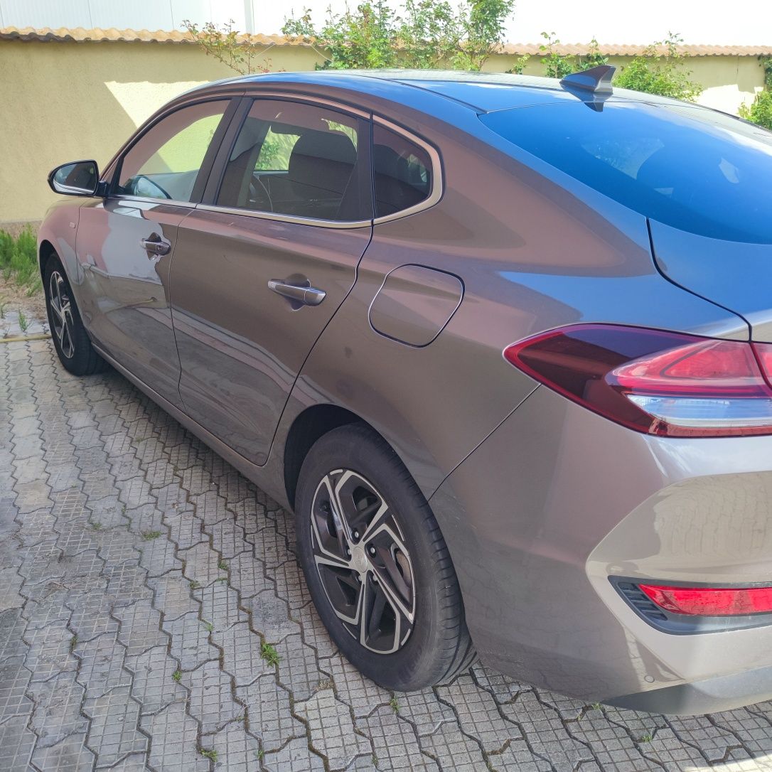 Hyundai i30 fastaback.Nou stare impecabila