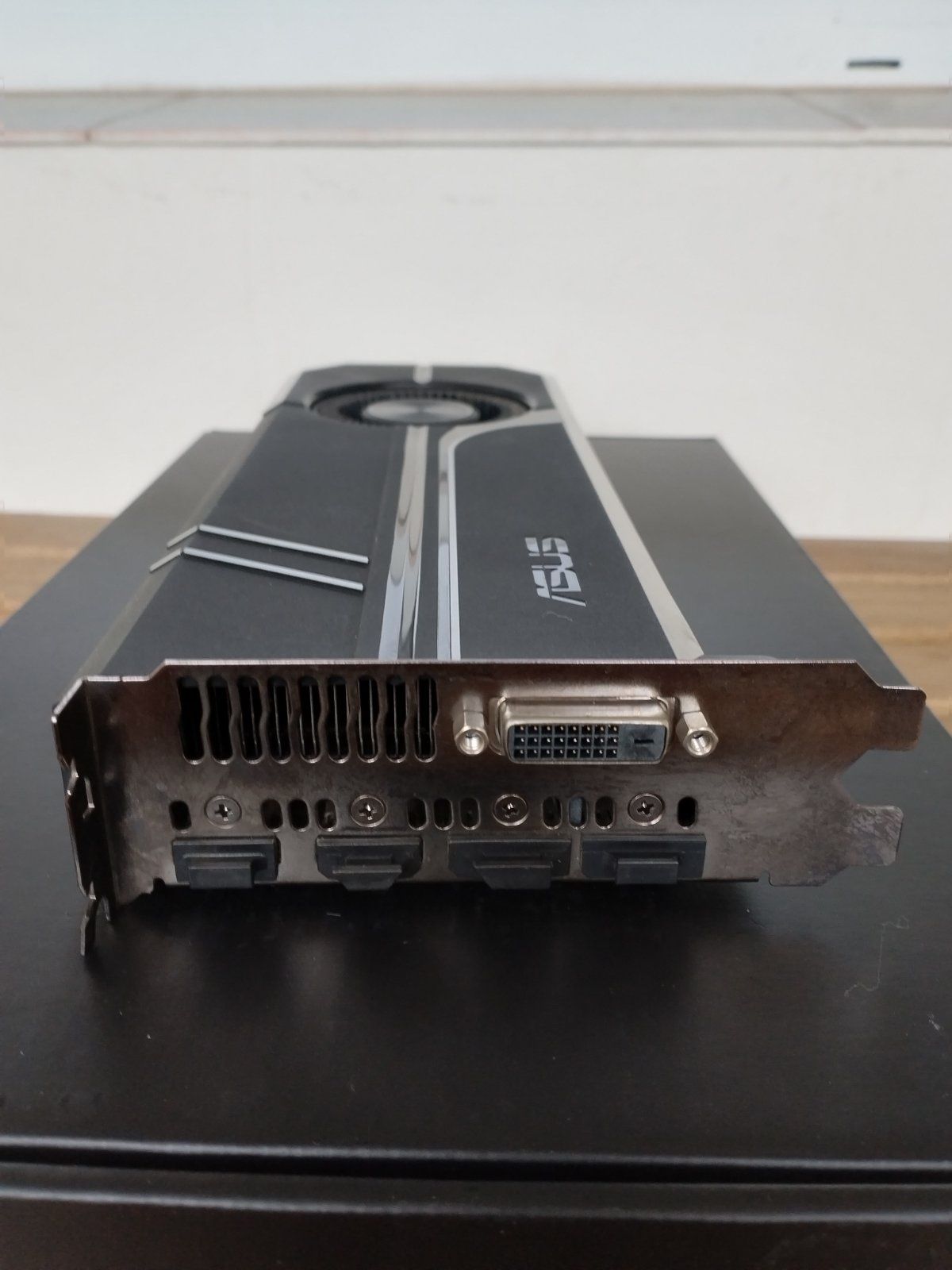 Видеокарта Asus Geforce GTX 1070ti TURBO 8GB