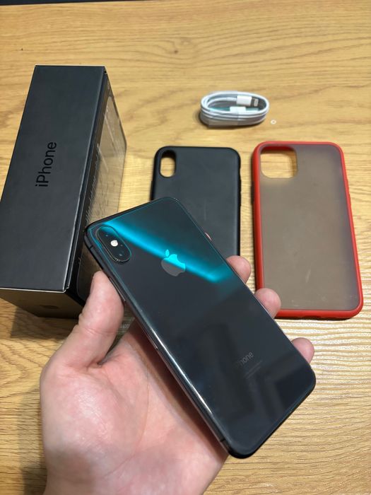 iPhone XS 64GB FullBox și huse cadou - PREȚ FIX!!!