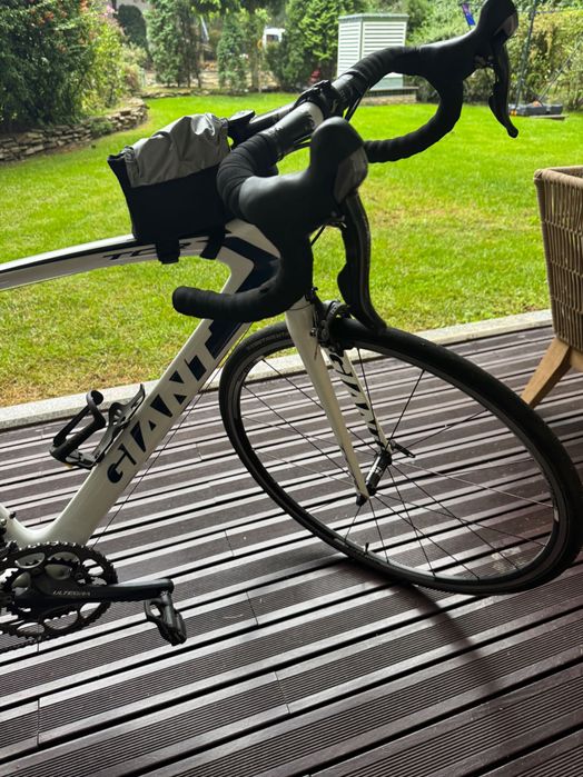 Bicicletă de șosea Giant