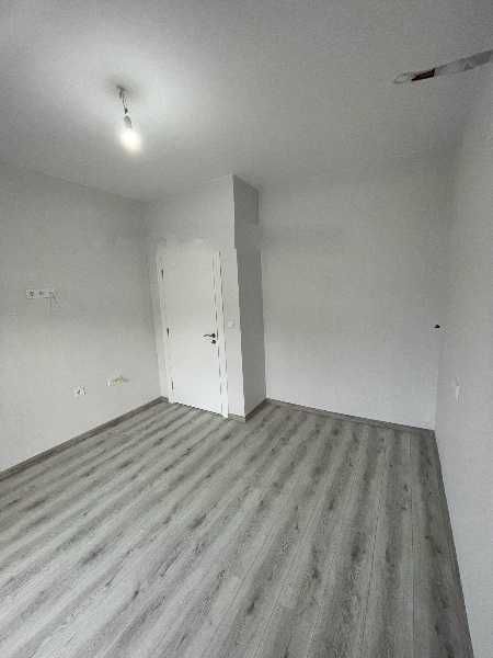 Продава се Двустаен апартамент в Бургас, Лазур - 70 кв.м за 2215 €/кв.м - Снимка #7