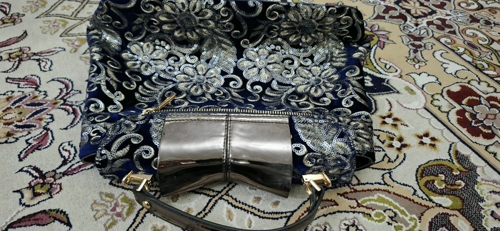 Сумка женская Аёллар сумкаси Ayollar sumkas ideal xolatda yangidayi